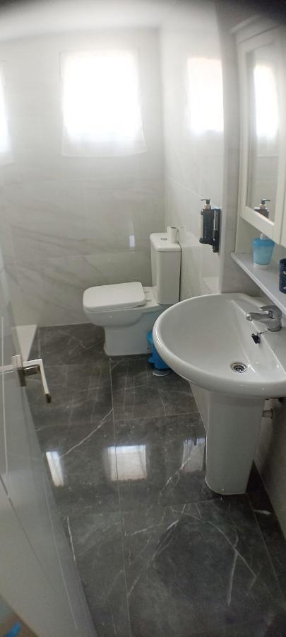 Santoña Paseo Marítimo 2ª linea playa, Llegada autónoma, Wifi Apartamento Exterior foto